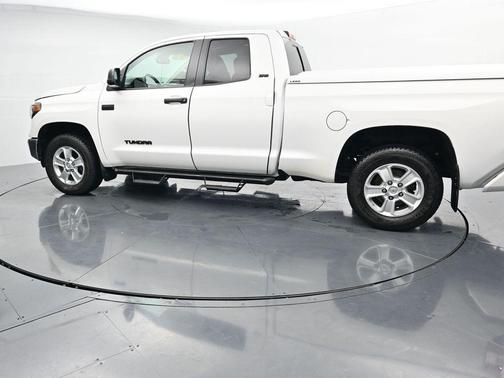 Super White 2019 Toyota Tundra SR5