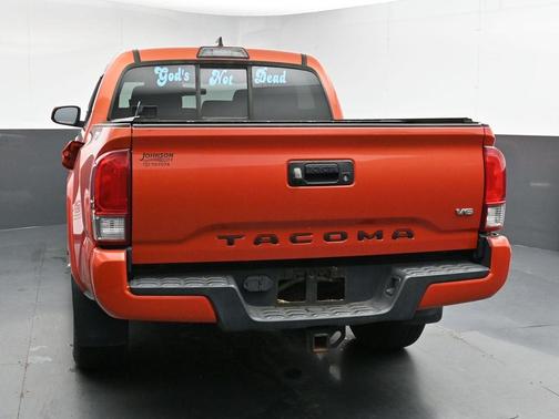 2016 Toyota Tacoma TRD Sport