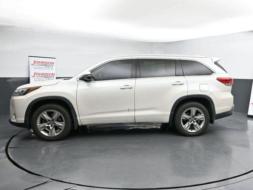 2017 Toyota Highlander Limited