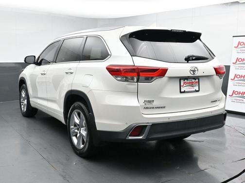 2017 Toyota Highlander Limited