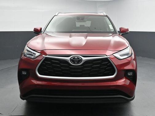 Ruby Flare Pearl 2023 Toyota Highlander XLE