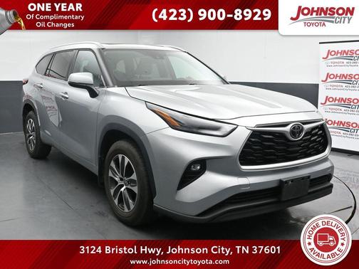 Celestial Silver Metallic 2022 Toyota Highlander XLE