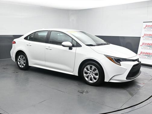 Ice Cap 2024 Toyota Corolla LE