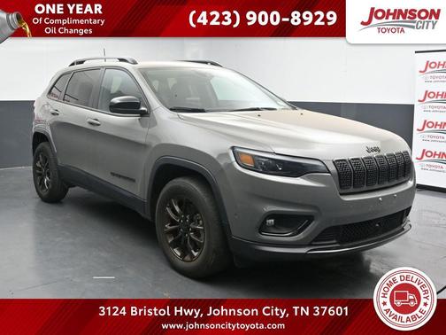 Sting-Gray Clearcoat 2023 Jeep Cherokee Altitude