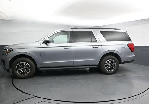 Iconic Silver Metallic 2024 Ford Expedition Max XLT