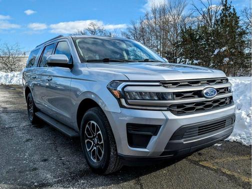 Iconic Silver Metallic 2024 Ford Expedition Max XLT