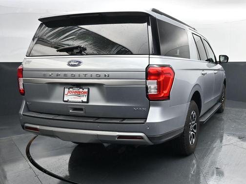 Iconic Silver Metallic 2024 Ford Expedition Max XLT