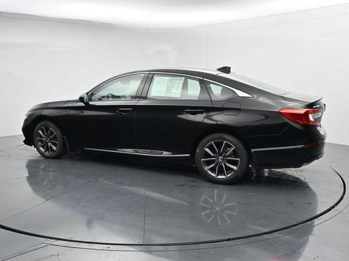 Crystal Black Pearl 2021 Honda Accord EX-L 1.5T