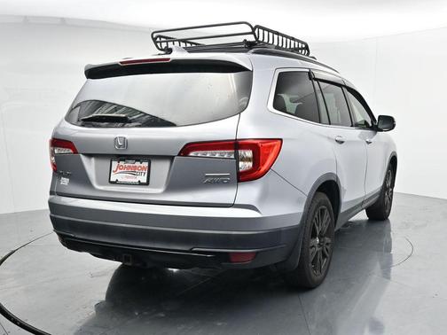 Lunar Silver Metallic 2022 Honda Pilot AWD Special Edition