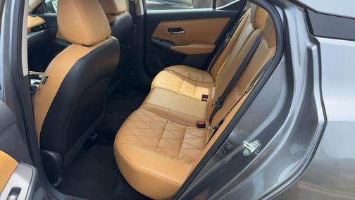 Gun Metallic 2022 Nissan Sentra SV
