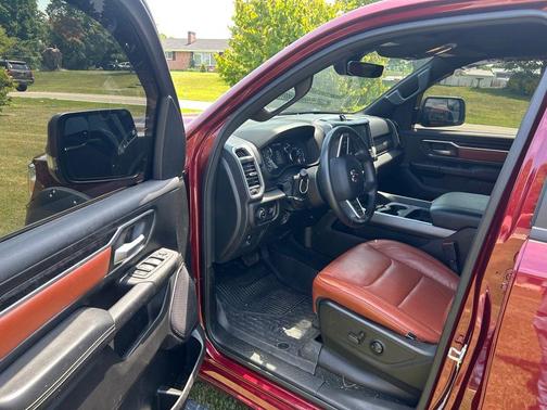 Delmonico Red Pearlcoat 2023 RAM 1500 Big Horn/Lone Star