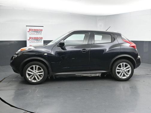 Sapphire Black 2014 Nissan Juke S