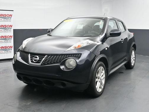 Sapphire Black 2014 Nissan Juke S