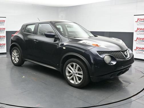 Sapphire Black 2014 Nissan Juke S