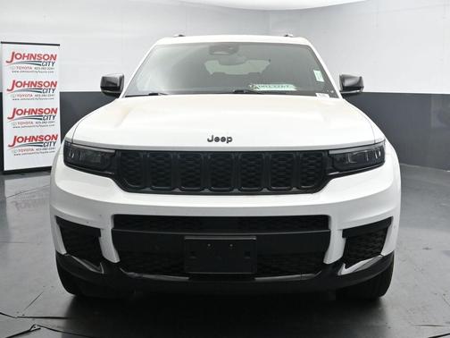 Bright White Clearcoat 2024 Jeep Grand Cherokee L Altitude