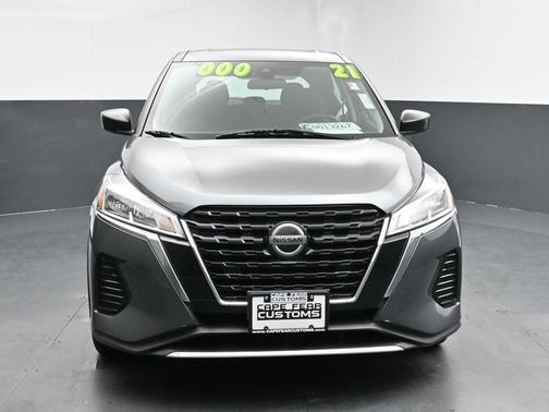 2021 Nissan Kicks S