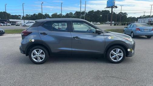 2021 Nissan Kicks S