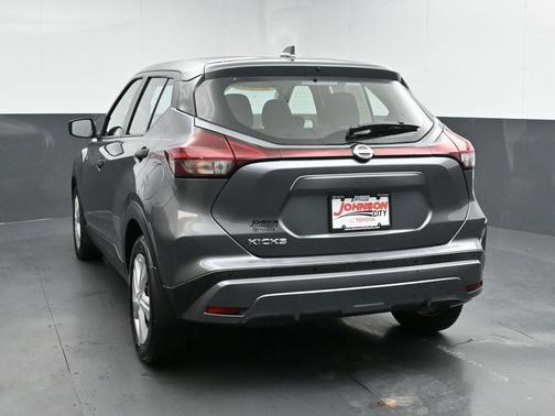 2021 Nissan Kicks S