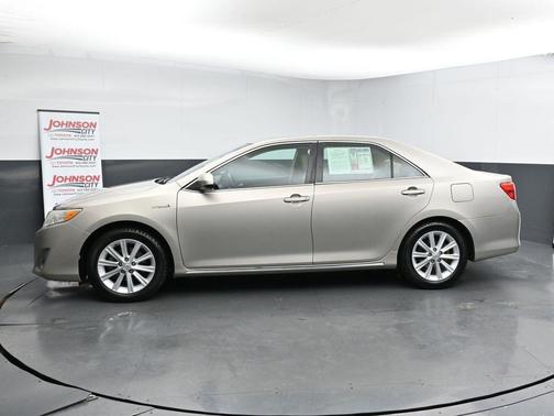 2013 Toyota Camry Hybrid XLE
