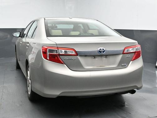2013 Toyota Camry Hybrid XLE