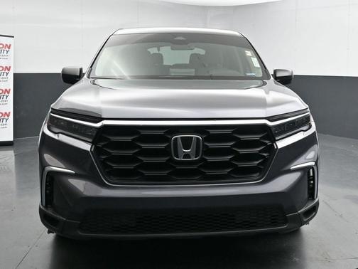 2023 Honda Pilot AWD LX