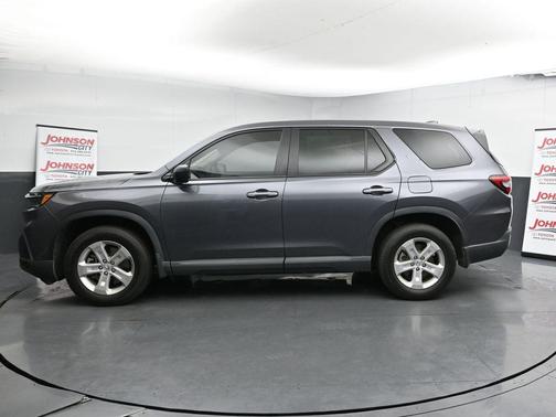 2023 Honda Pilot AWD LX