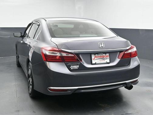 Modern Steel Metallic 2017 Honda Accord LX