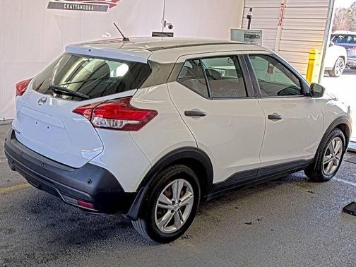 2020 Nissan Kicks S