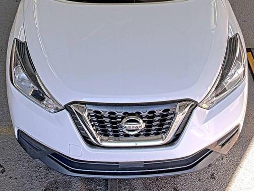 2020 Nissan Kicks S