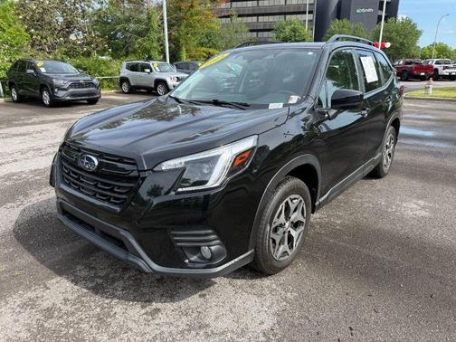 Crystal Black Silica 2023 Subaru Forester Premium