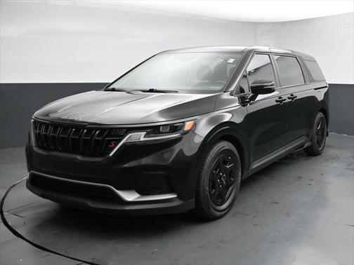 2022 Kia Carnival LXS
