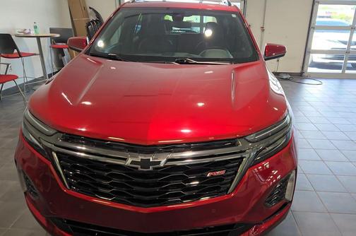 Radiant Red Tintcoat 2023 Chevrolet Equinox AWD RS