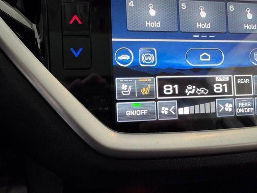 Crystal White Pearl 2024 Subaru Ascent Touring 7-Passenger