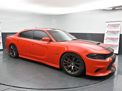 2016 Dodge Charger SRT 392