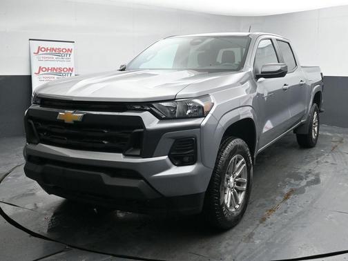 Sterling Gray Metallic 2023 Chevrolet Colorado LT