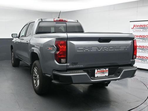 Sterling Gray Metallic 2023 Chevrolet Colorado LT