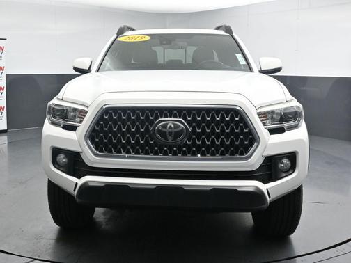 Super White 2019 Toyota Tacoma TRD Off Road