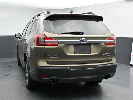 2022 Subaru Ascent Limited 7-Passenger