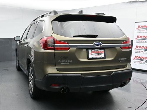 2022 Subaru Ascent Limited 7-Passenger