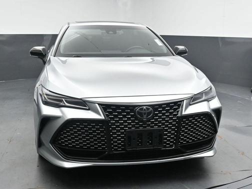 2019 Toyota Avalon Touring