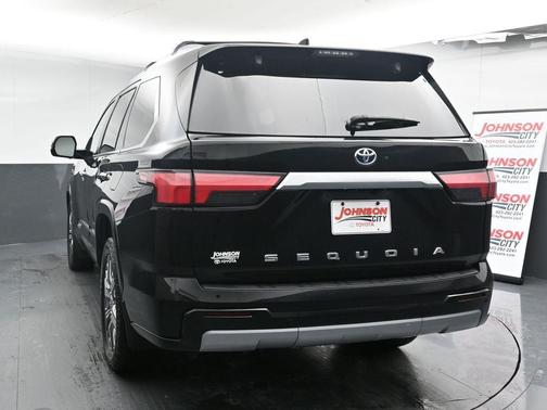 2023 Toyota Sequoia Capstone