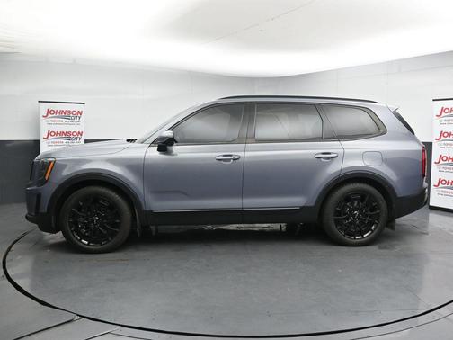 Everlasting Silver 2022 Kia Telluride SX