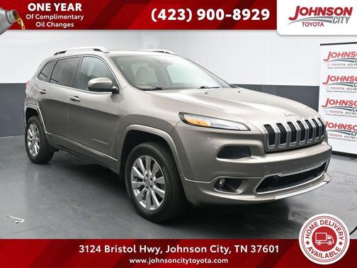 Light Brownstone Pearlcoat 2017 Jeep Cherokee Overland