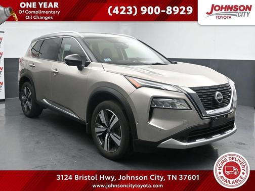 Champagne Silver Metallic/Super Black 2023 Nissan Rogue Platinum
