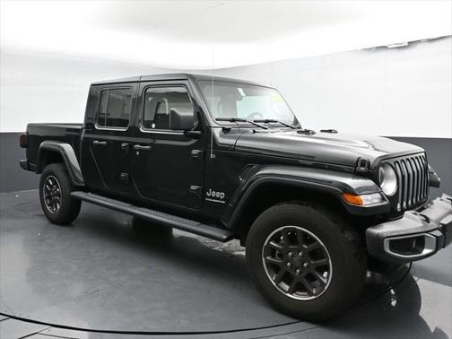 2023 Jeep Gladiator Overland