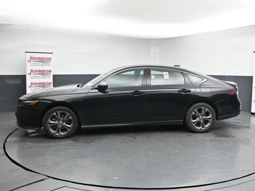 Crystal Black Pearl 2023 Honda Accord EX