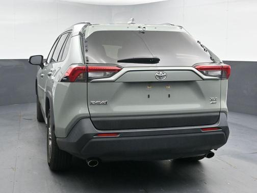 Lunar Rock 2022 Toyota RAV4 XLE