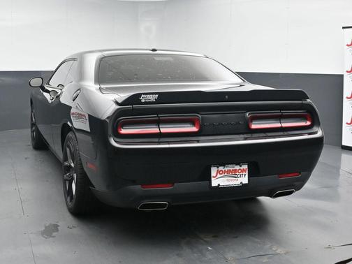 Pitch Black Clearcoat 2021 Dodge Challenger SXT