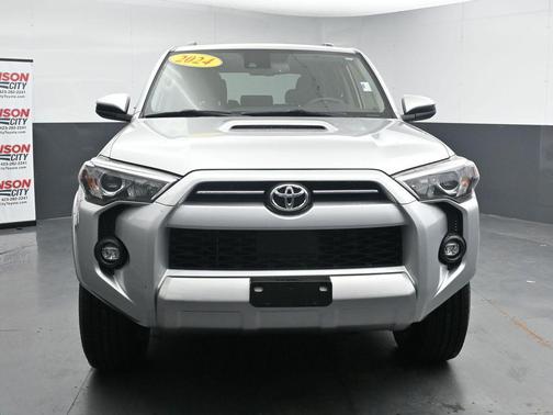 Classic Silver Metallic 2024 Toyota 4Runner TRD Off Road