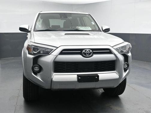 Classic Silver Metallic 2024 Toyota 4Runner TRD Off Road